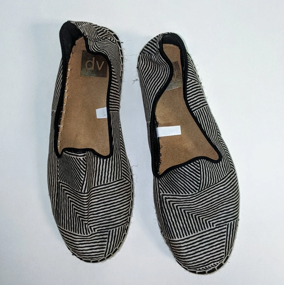 DV Dolce Vita Ollie Striped Espadrille Flats - Picture 7 of 7